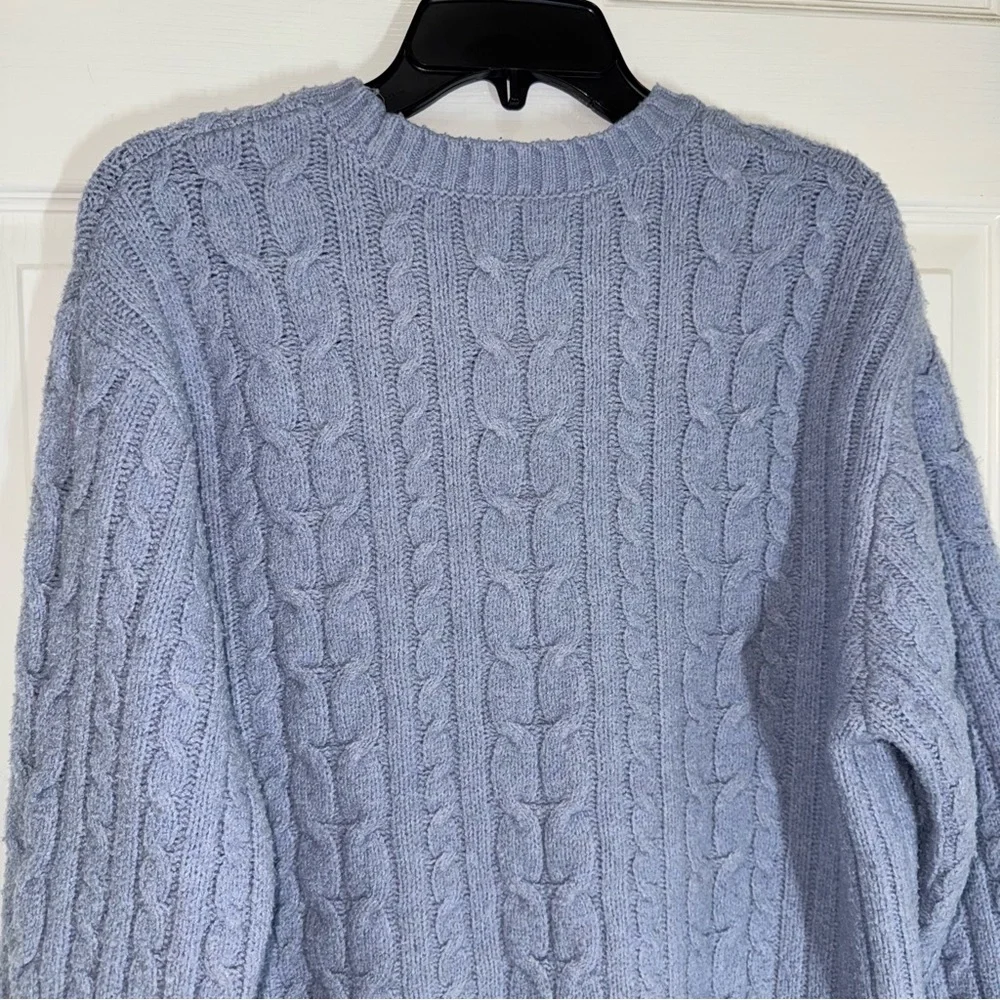 Hollister Blue Crew Neck Cable Knit Sweater - Picture 7 of 11